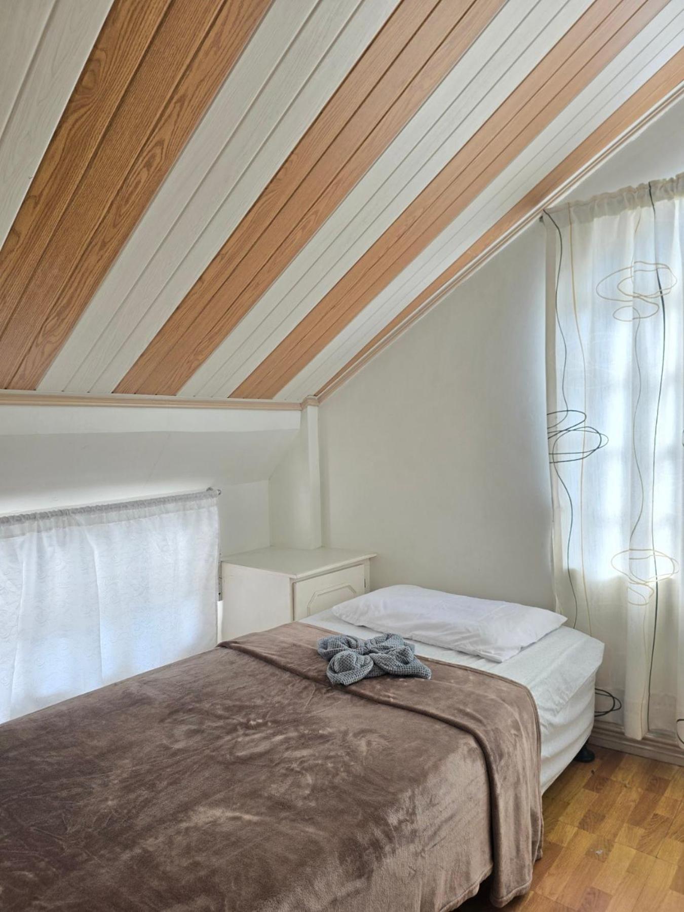 35 Amistad Guesthouse Багио Экстерьер фото