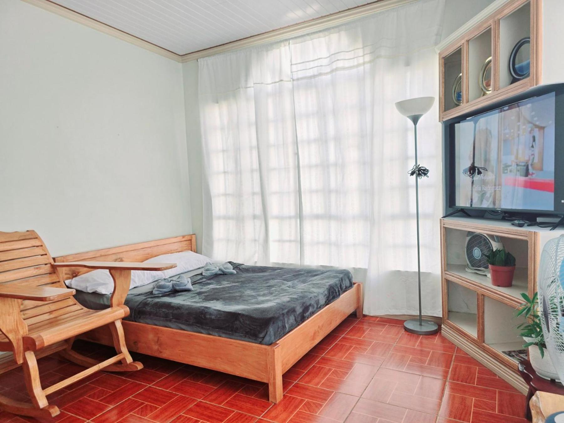 35 Amistad Guesthouse Багио Экстерьер фото