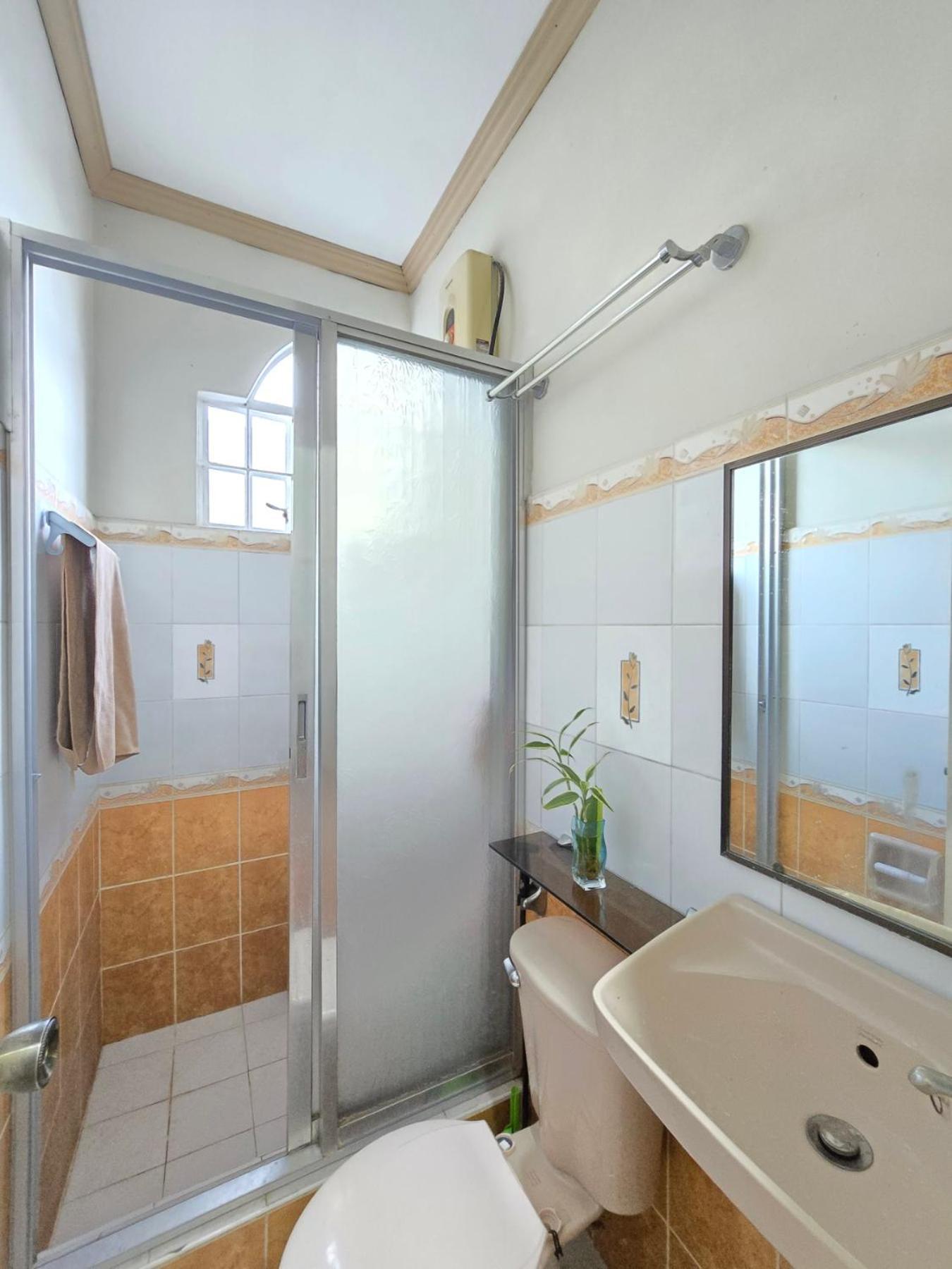 35 Amistad Guesthouse Багио Экстерьер фото