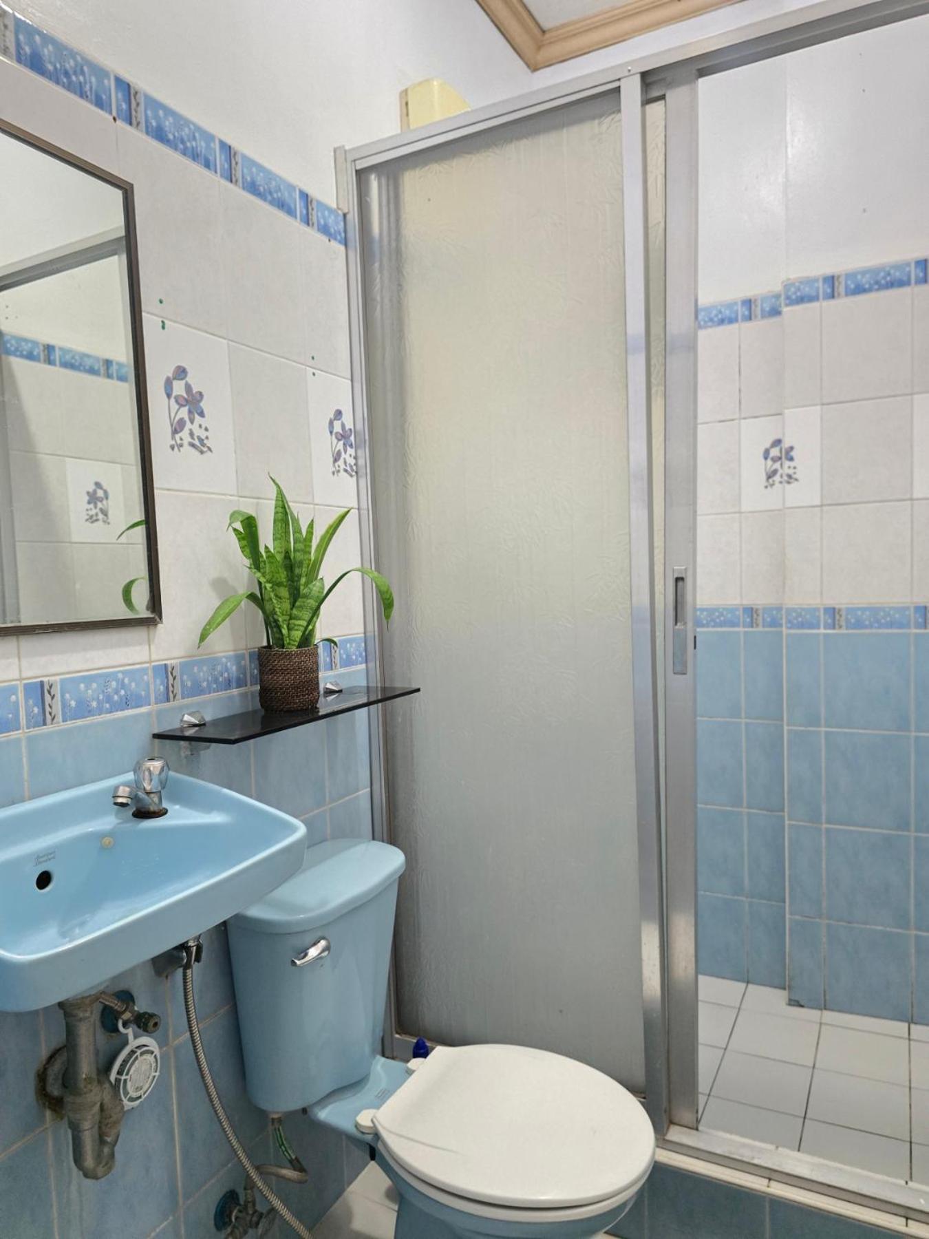 35 Amistad Guesthouse Багио Экстерьер фото