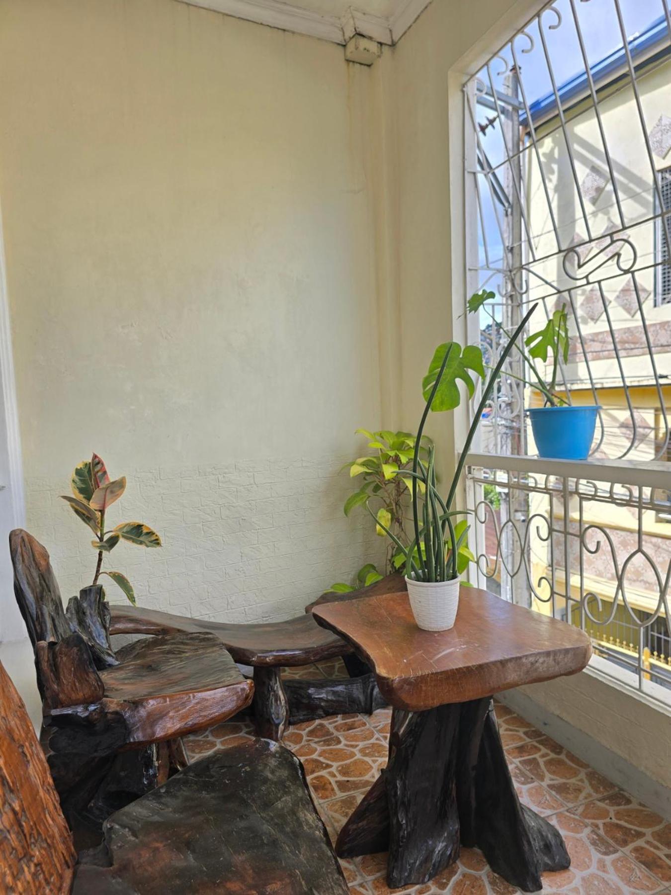 35 Amistad Guesthouse Багио Экстерьер фото